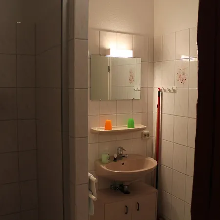 Mit Garten In Kluetz, Cleaning Included