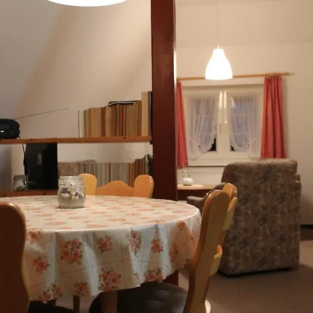 아파트 Mit Garten In Kluetz, Cleaning Included *