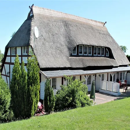 아파트 Mit Garten In Kluetz, Cleaning Included Wohlenberg