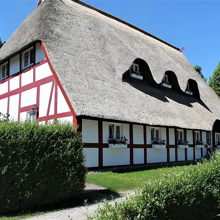 Mit Garten In Kluetz, Cleaning Included 아파트